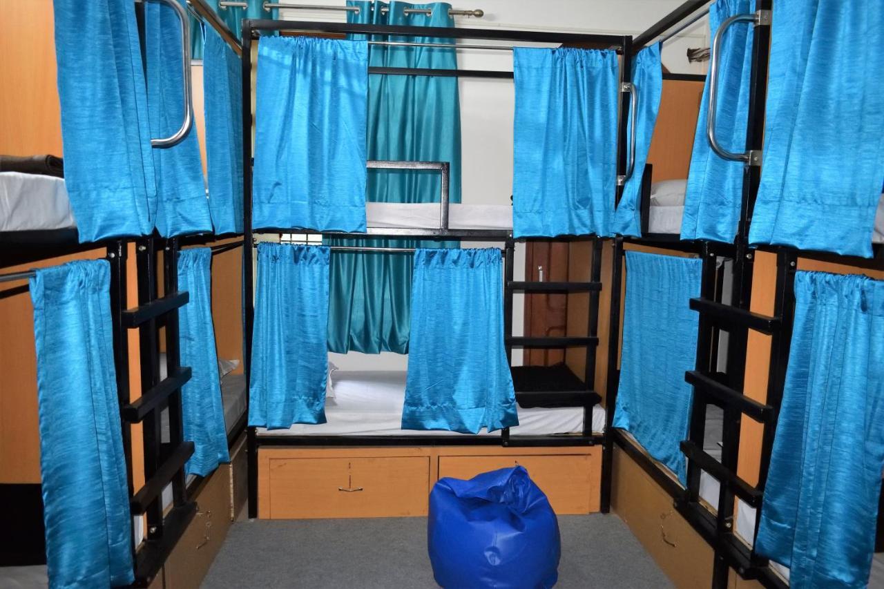 Bunkmates Hostel New Delhi Luaran gambar