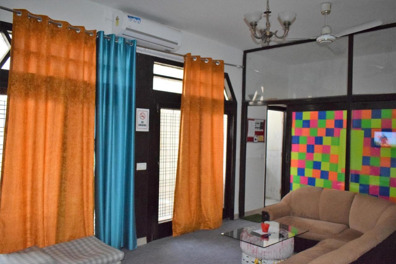 Bunkmates Hostel New Delhi Luaran gambar