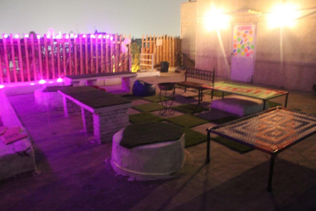 Bunkmates Hostel New Delhi Luaran gambar