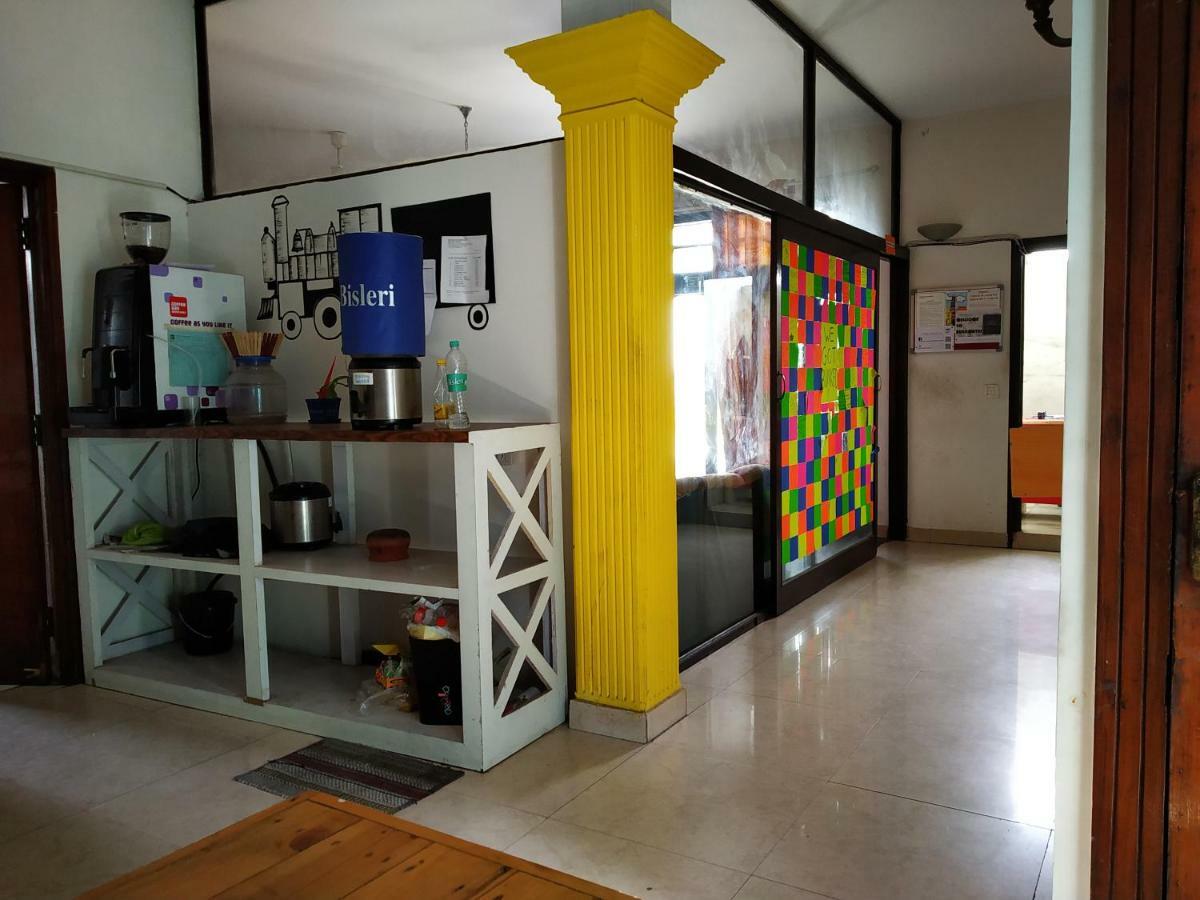 Bunkmates Hostel New Delhi Luaran gambar